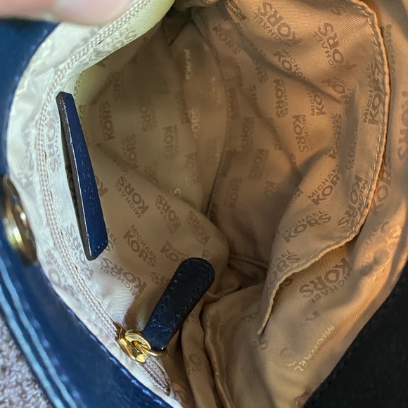 EUC Michael Kors Crossbody Bag - Picture 6 of 15